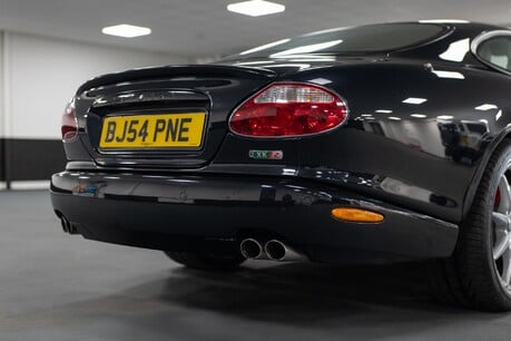 Jaguar XK8 XKR COUPE 38