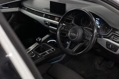 Audi A4 TFSI SPORT 2