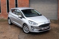 Ford Fiesta TITANIUM Image 2