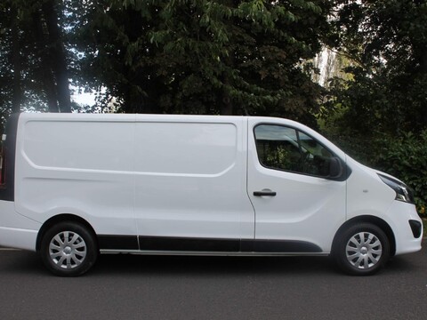 Vauxhall Vivaro 1.6 CDTi 2900 Sportive L2 H1 Euro 6 5dr 2