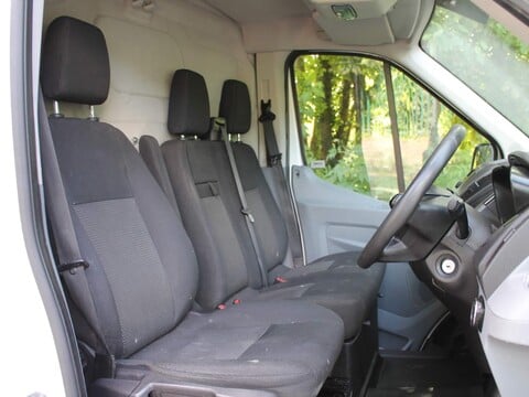 Ford Transit 2.2 TDCi 350 RWD L4 H3 Euro 5 5dr 22