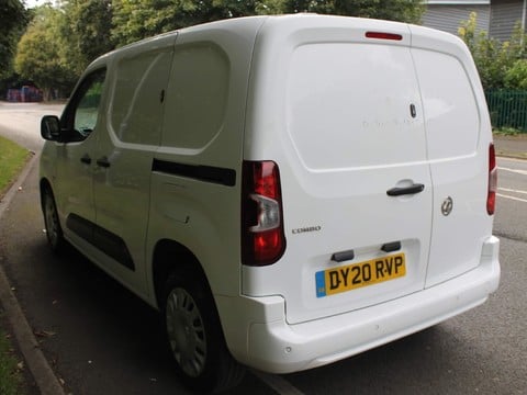 Vauxhall Combo 1.6 Turbo D 2300 Sportive L1 H1 Euro 6 (s/s) 4dr 5