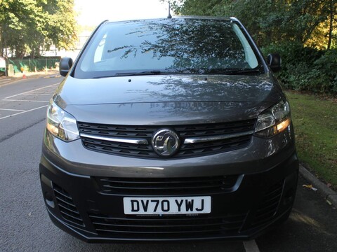 Vauxhall Vivaro 1.5 Turbo D 2900 Dynamic L2 H1 Euro 6 (s/s) 6dr 28