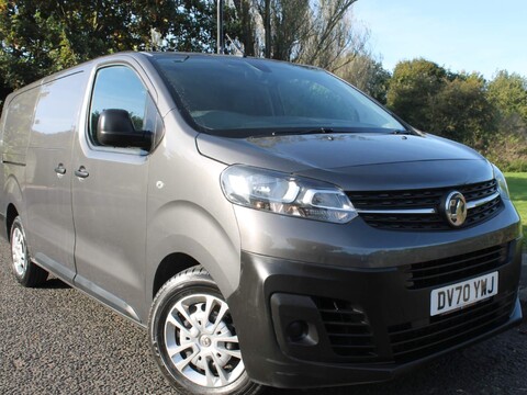 Vauxhall Vivaro 1.5 Turbo D 2900 Dynamic L2 H1 Euro 6 (s/s) 6dr 41