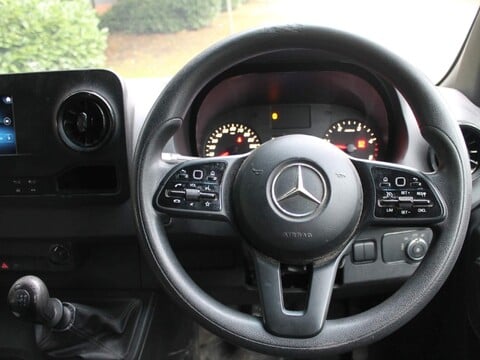 Mercedes-Benz Sprinter 2.1 314 CDi BlueEFFICIENCY RWD L2 2dr 22