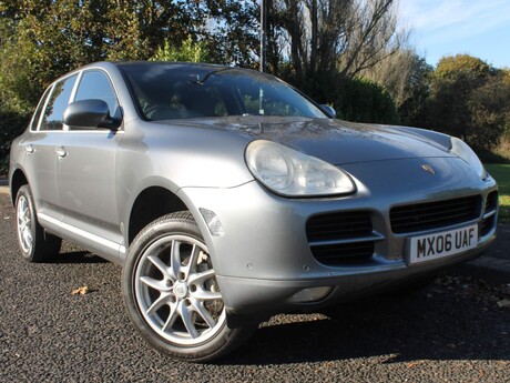 Porsche Cayenne 4.5 S Tiptronic S AWD 5dr