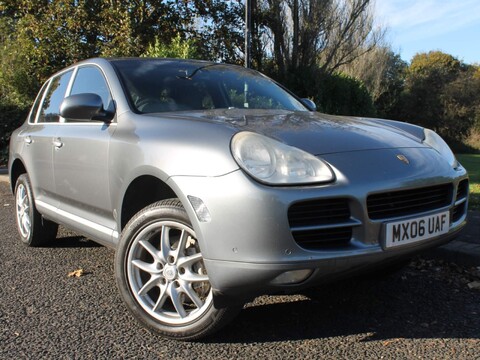 Porsche Cayenne 4.5 S Tiptronic S AWD 5dr 1