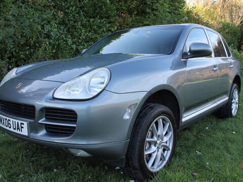 Porsche Cayenne 4.5 S Tiptronic S AWD 5dr 4