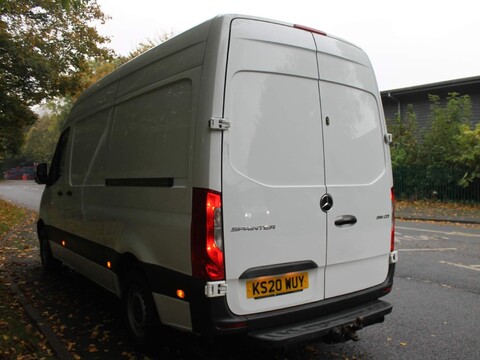 Mercedes-Benz Sprinter 2.1 316 CDI RWD L2 H1 Euro 6 5dr 8