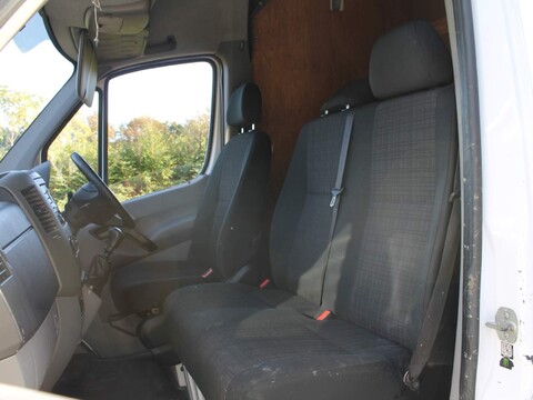 Mercedes-Benz Sprinter 2.1 314 CDi RWD L2 5dr 16