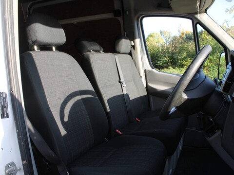 Mercedes-Benz Sprinter 2.1 314 CDi RWD L2 5dr 17