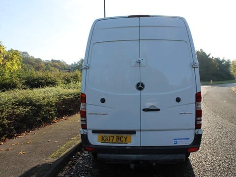 Mercedes-Benz Sprinter 2.1 314 CDi RWD L2 5dr 4