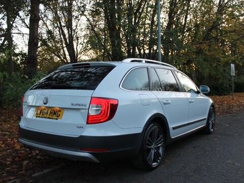 Skoda Superb 2.0 TDI Tour de France 4WD Euro 5 5dr 3