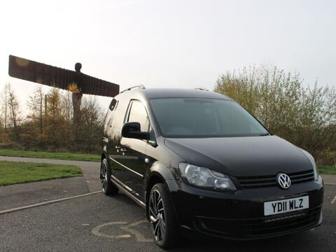 Volkswagen Caddy Volkswagen Caddy 2.0l 6 speed manual 6dr 9