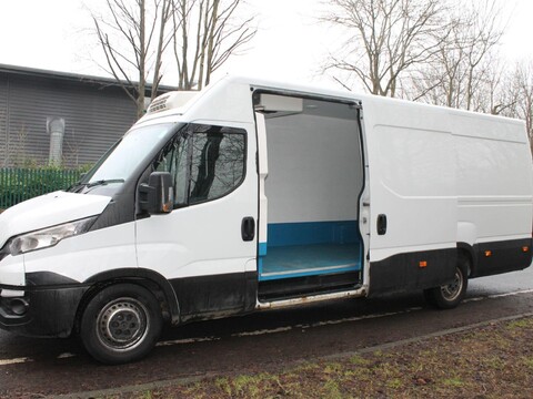 Iveco Daily 2.3 TD 13V 35S 4100 (International Edition) HiMatic L3 H2 4dr 7