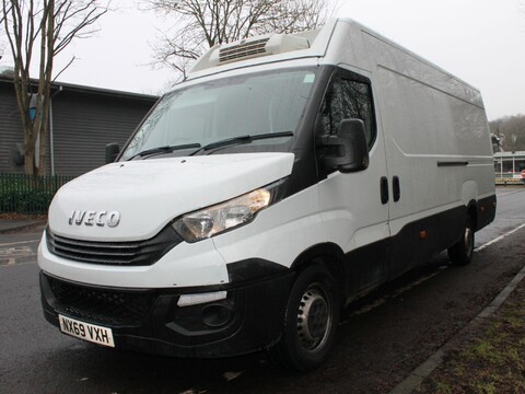 Iveco Daily 2.3 TD 13V 35S 4100 (International Edition) HiMatic L3 H2 4dr 21