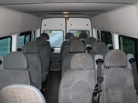 Ford Transit 2.2 TDCi 430 HDT RWD L4 H2 5dr 11