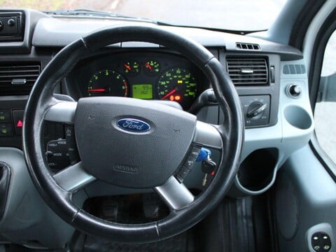 Ford Transit 2.2 TDCi 430 HDT RWD L4 H2 5dr 24