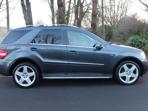 Mercedes-Benz M Class 3.0 ML350 CDI V6 BlueEfficiency Sport G-Tronic 4WD Euro 5 5dr 2