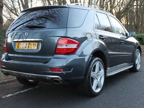 Mercedes-Benz M Class 3.0 ML350 CDI V6 BlueEfficiency Sport G-Tronic 4WD Euro 5 5dr 5