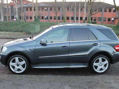 Mercedes-Benz M Class 3.0 ML350 CDI V6 BlueEfficiency Sport G-Tronic 4WD Euro 5 5dr 7