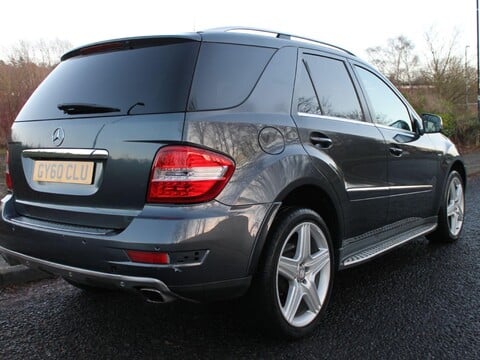 Mercedes-Benz M Class 3.0 ML350 CDI V6 BlueEfficiency Sport G-Tronic 4WD Euro 5 5dr 9