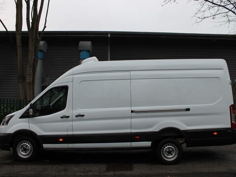 Ford Transit 2.0 350 EcoBlue Leader RWD L4 H3 Euro 6 (s/s) 5dr 34