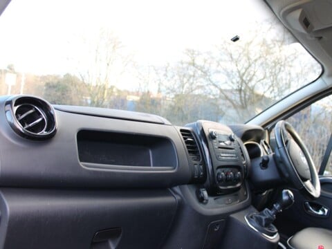 Vauxhall Vivaro 1.6 CDTi 2900 Sportive L2 H1 Euro 6 5dr 47