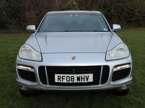 Porsche Cayenne 4.8 Turbo Tiptronic S AWD 5dr 37