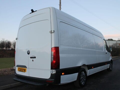 Mercedes-Benz Sprinter 2.1 311 CDI RWD L3 H2 Euro 6 5dr 4