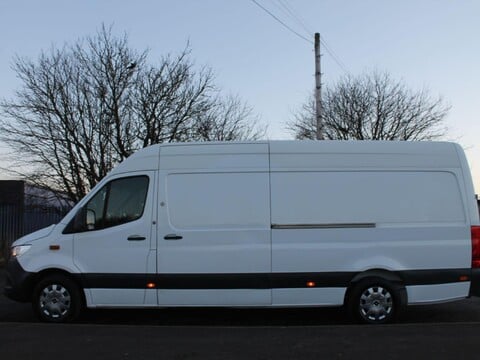 Mercedes-Benz Sprinter 2.1 311 CDI RWD L3 H2 Euro 6 5dr 7