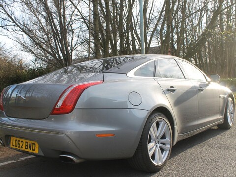 Jaguar XJ 3.0d V6 Luxury Auto Euro 5 (s/s) 4dr 3