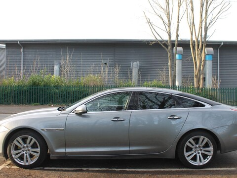 Jaguar XJ 3.0d V6 Luxury Auto Euro 5 (s/s) 4dr 7