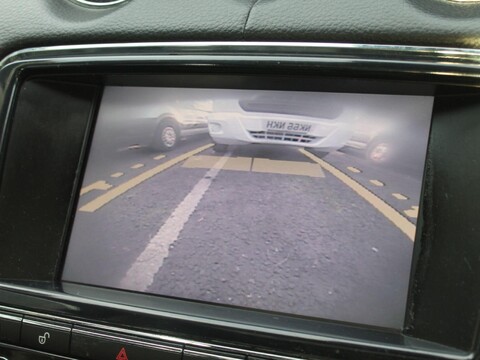 Jaguar XJ 3.0d V6 Luxury Auto Euro 5 (s/s) 4dr 35