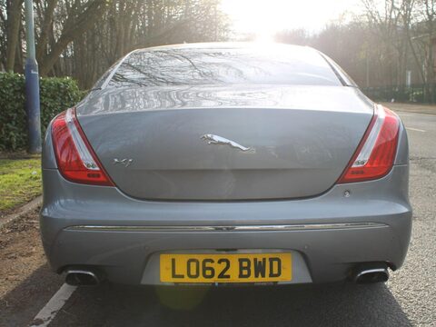 Jaguar XJ 3.0d V6 Luxury Auto Euro 5 (s/s) 4dr 4