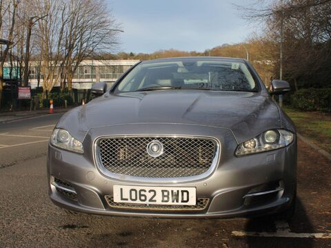 Jaguar XJ 3.0d V6 Luxury Auto Euro 5 (s/s) 4dr 9