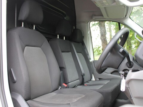 Volkswagen Crafter 2.0 TDI CR35 Trendline Maxi Panel Van FWD XLWB High Roof Euro 6 (s/s) 5dr 12