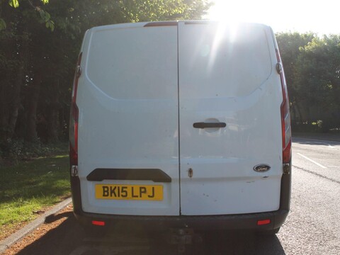 Ford Transit Custom 2.2 TDCi 290 L2 H1 5dr 3