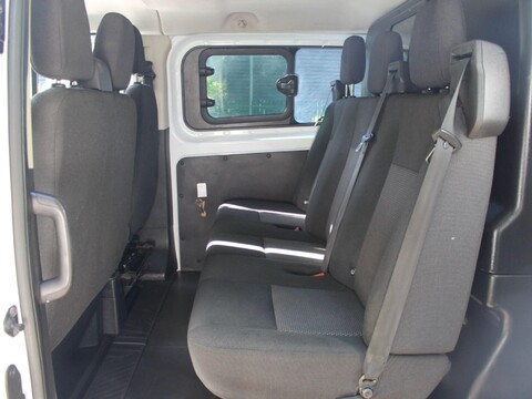 Ford Transit Custom 2.2 TDCi 290 L2 H1 5dr 7