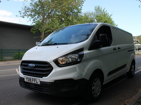 Ford Transit Custom 2.0 300 EcoBlue L2 H1 Euro 6 5dr 8
