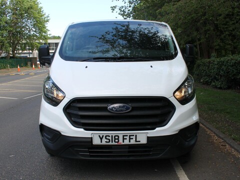 Ford Transit Custom 2.0 300 EcoBlue L2 H1 Euro 6 5dr 9