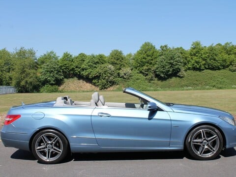 Mercedes-Benz E Class 3.0 E350 CDI V6 BlueEfficiency SE Cabriolet G-Tronic Euro 5 2dr 2