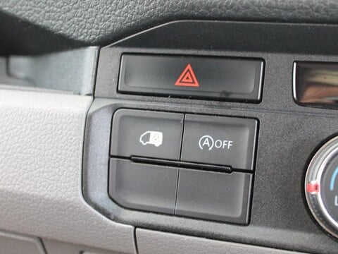 Volkswagen Crafter 2.0 TDI CR35 Trendline RWD LWB High Roof Euro 6 (s/s) 5dr 20