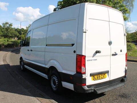 Volkswagen Crafter 2.0 TDI CR35 Trendline RWD MWB Euro 6 (s/s) 5dr 5