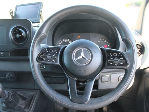 Mercedes-Benz Sprinter 2.1 314 CDI G-Tronic FWD L2 Euro 6 2dr 13