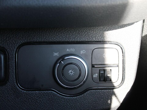 Mercedes-Benz Sprinter 2.1 314 CDI G-Tronic FWD L2 Euro 6 2dr 25
