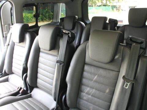 Ford Tourneo Custom 1.0 320 EcoBoost 13.6kWh Titanium Auto L1 Euro 6 5dr 12