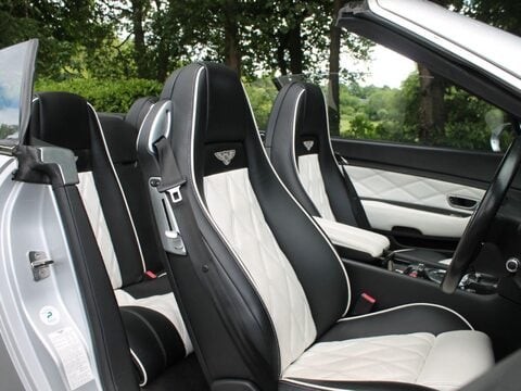 Bentley Continental 6.0 W12 GTC Speed Auto 4WD Euro 4 2dr 11