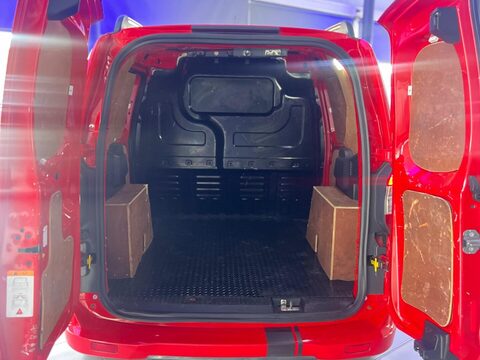 Ford Transit Courier 1.5 TDCi Sport L1 Euro 6 5dr 9