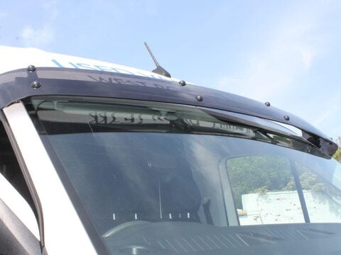 MAN TGE 2.0 BiTurbo 5180d Auto Standard Medium Roof Euro 6 (s/s) 5dr 16